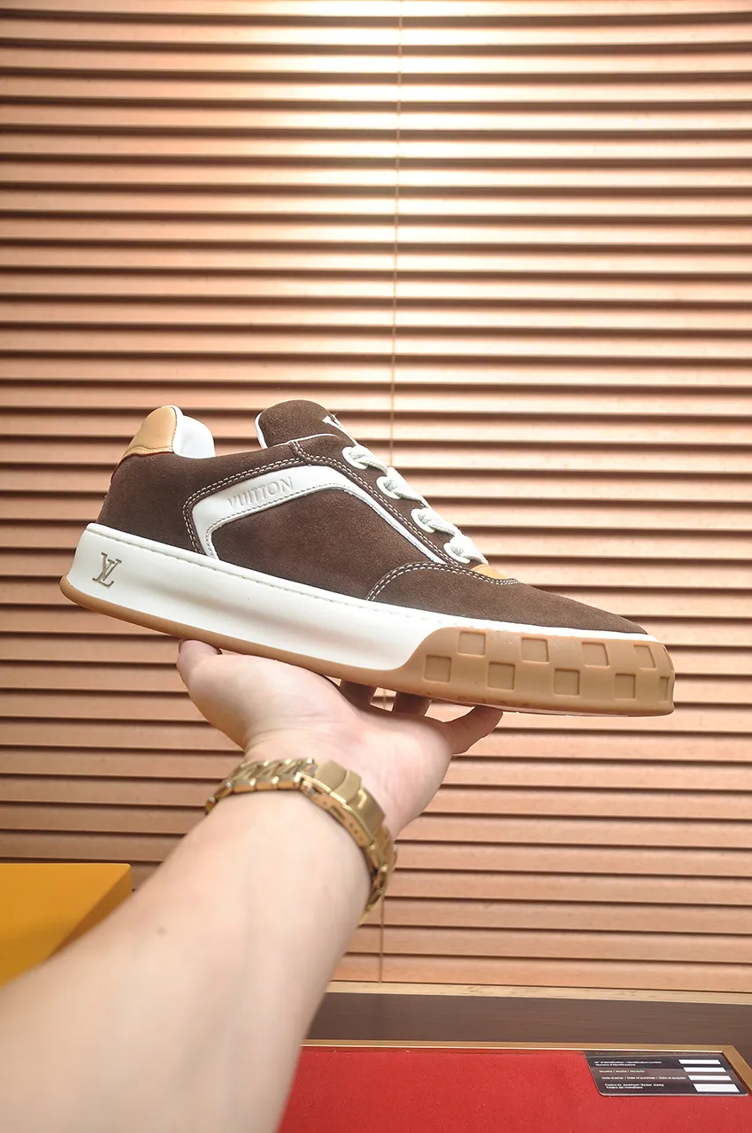 Men's shoes 💰680💶[LOUIS VUITTON] (original order) couple model 🍀LV Louis Vuitton * - top version of LV classic trendy shoes! Made of imported original cowhide, water-dyed cowhide lining, and original wear-resistant rubber outsole! High quality products! Size for women: 35-40. Men: 39-46 (45.46 customized)
